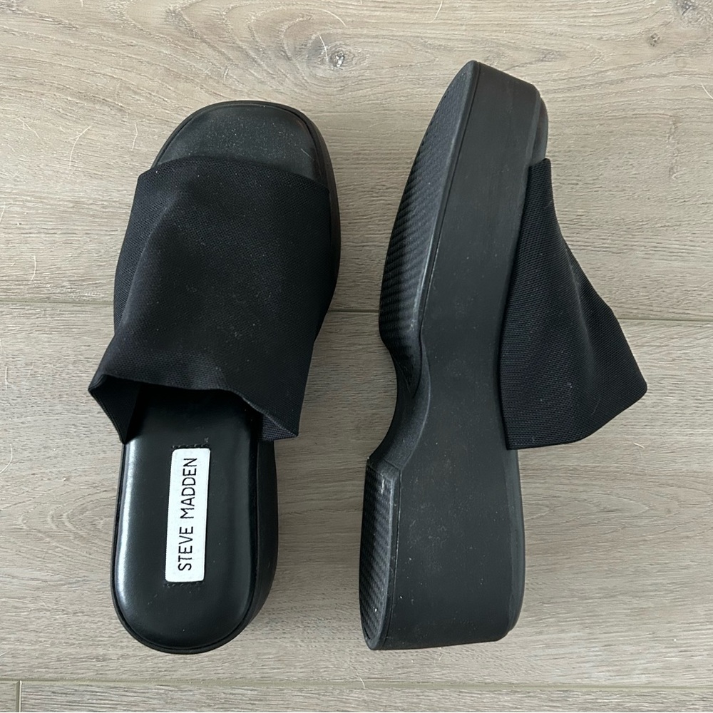 Steve Madden Slinky Sandal